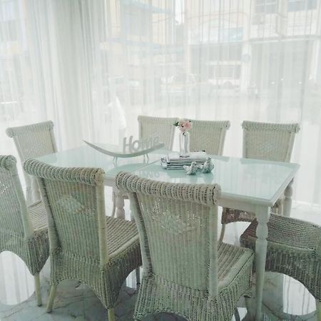 Orion Hotel Batam Экстерьер фото