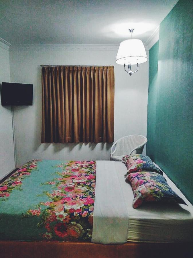 Orion Hotel Batam Экстерьер фото