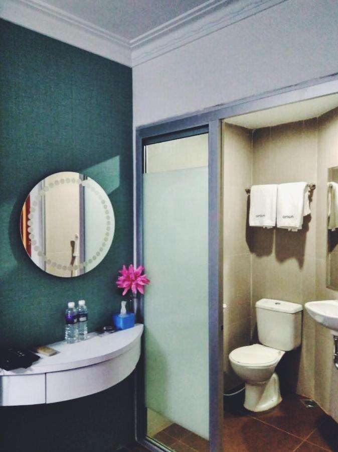 Orion Hotel Batam Экстерьер фото